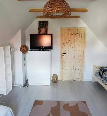 Dwie Damy Na Gwizdowce 8 別荘 Załakowo