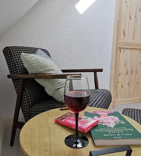 Dwie Damy Na Gwizdowce 8 * Załakowo